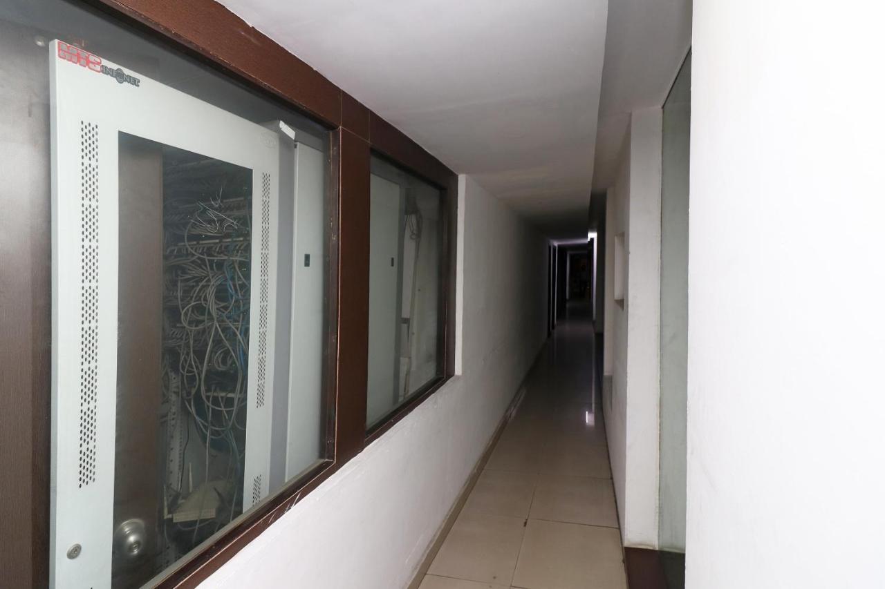 Capital O 19296 Joy Inn & Suites Bhiwadi Eksteriør billede