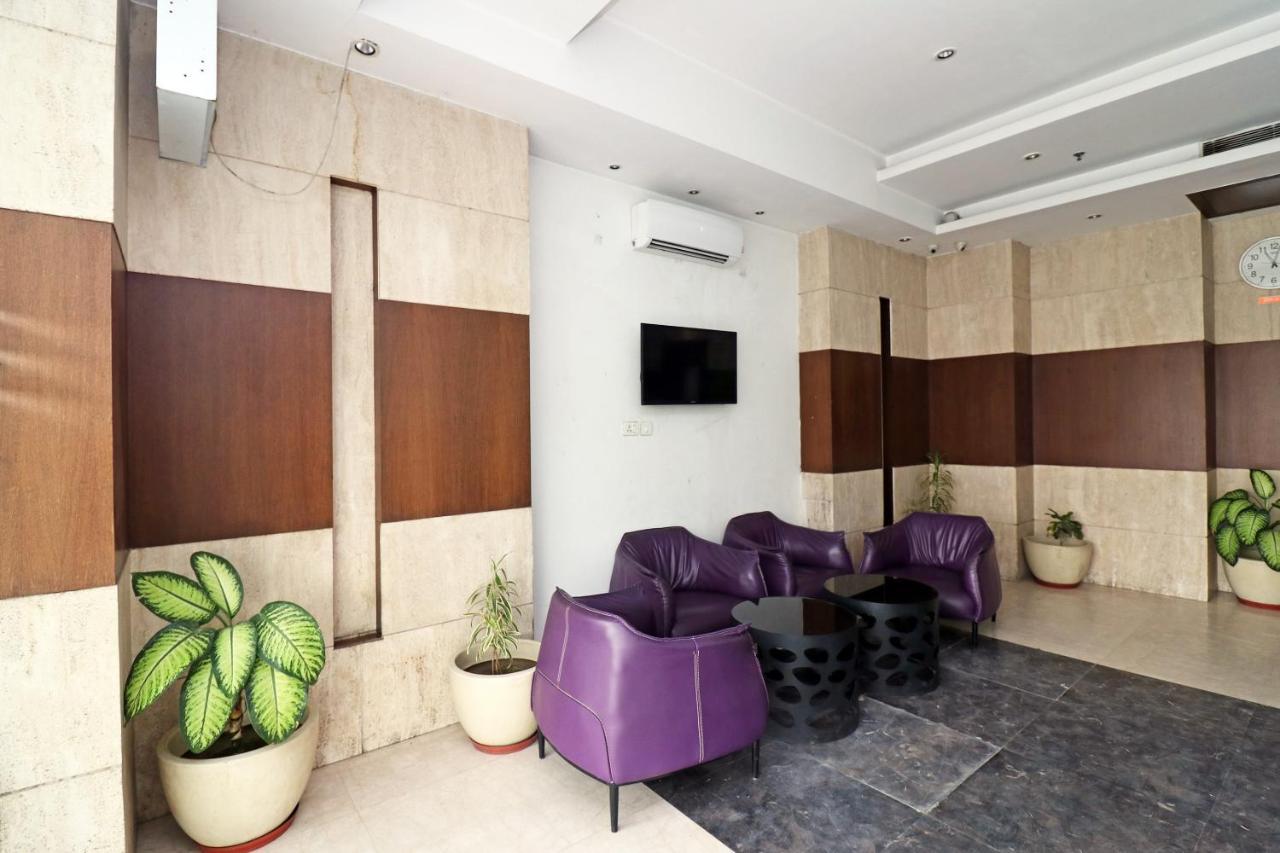 Capital O 19296 Joy Inn & Suites Bhiwadi Eksteriør billede