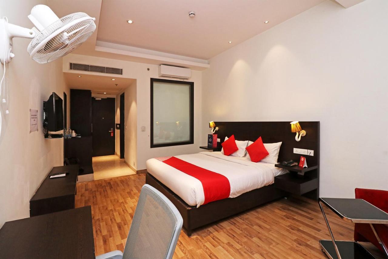 Capital O 19296 Joy Inn & Suites Bhiwadi Eksteriør billede